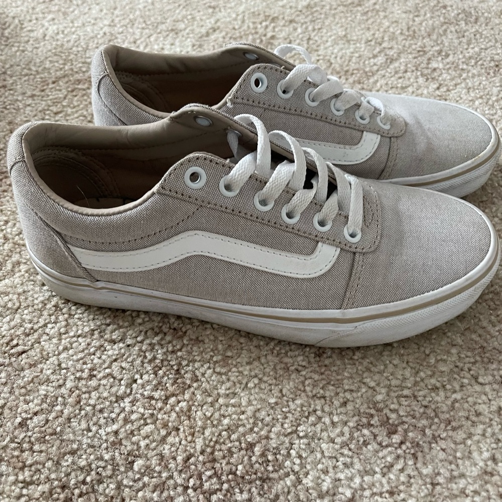 Women’s vans
